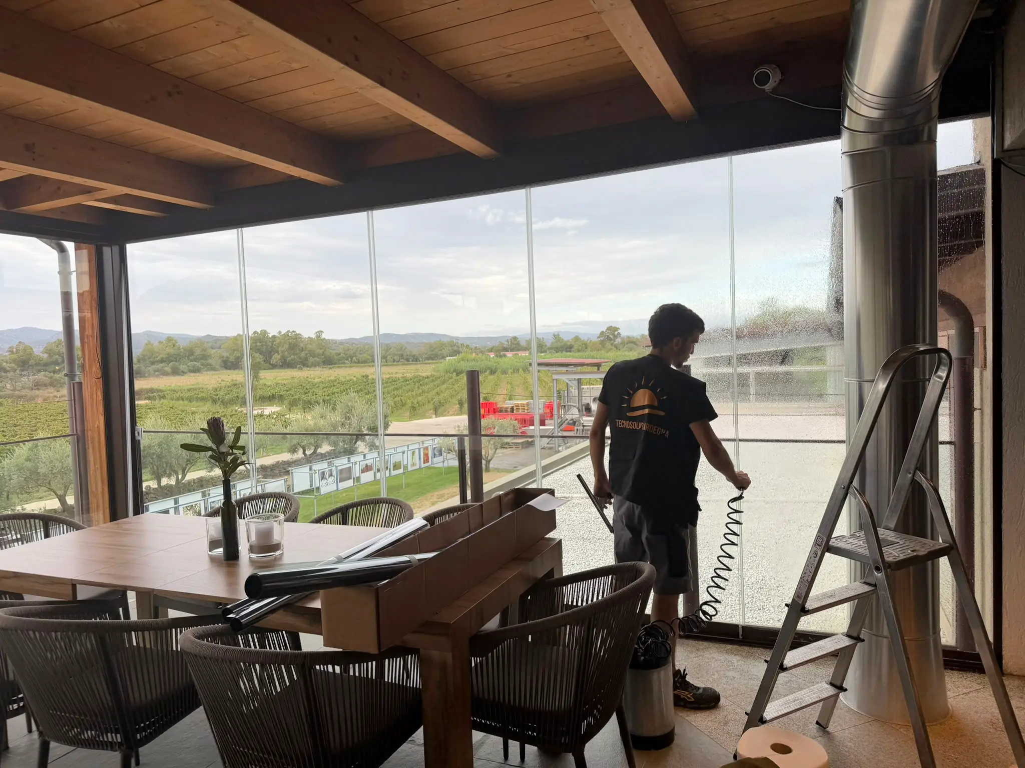 Installazione Tecnosolar Sardegna — Comfort termico cantina vinicola, Arzachena — Cantine Surrau